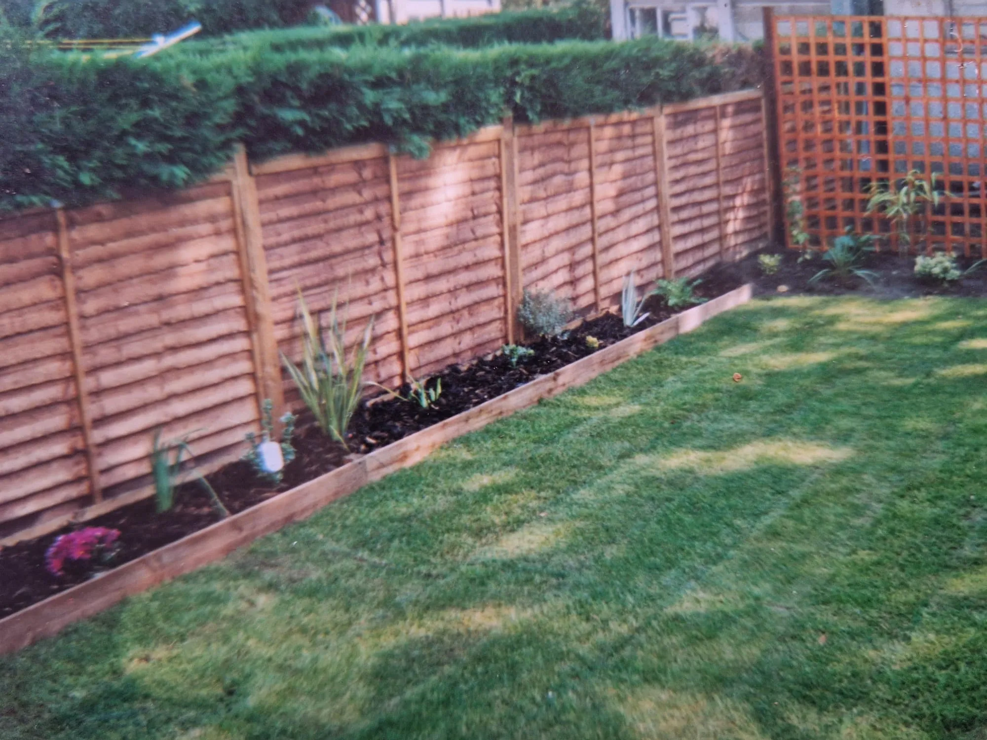 Garden makeover with fence and turf