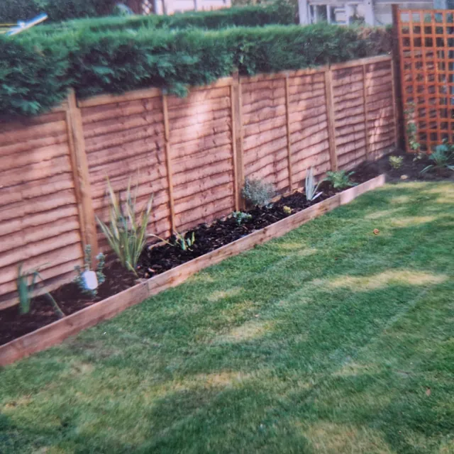 Garden makeover with fence and turf